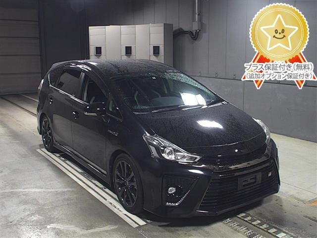 65268 Toyota Prius alpha ZVW41W 2018 г. (JU Gifu)